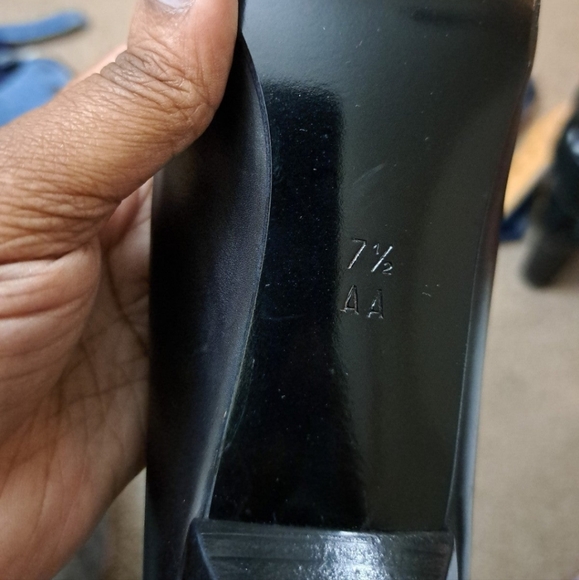 Cole Haan Black Leather Pointed Toe Slip-On Heels Shoes NWT - Picture 3 of 8